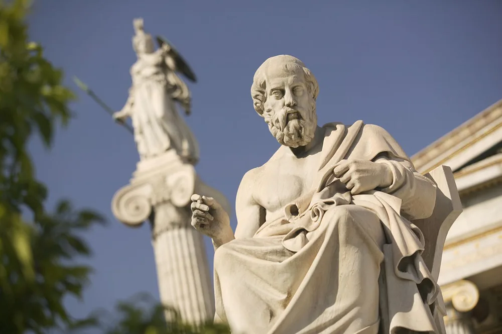 plato-statue